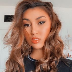 Meet your Posher, Gia